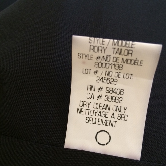 New Theory Rory Tailor Wool Blazer - Picture 7 of 8